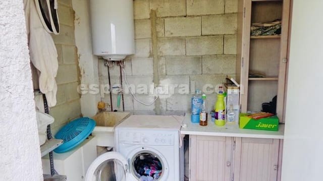 4 slaapkamer Villa te koop in Baza met zwembad - € 178.000 (Ref: 8887409)