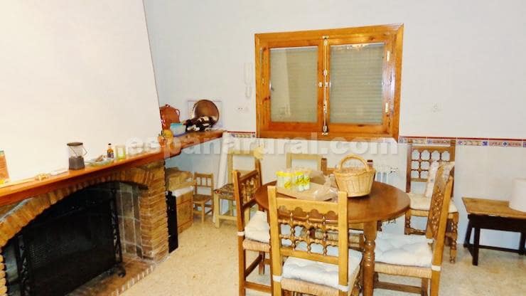 4 soveværelse Villa til salg i Baza med swimmingpool - € 275.000 (Ref: 8887410)