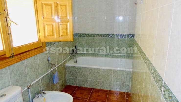 9 soveværelse Finca/Landehus til salg i Sierro - € 210.000 (Ref: 8892028)