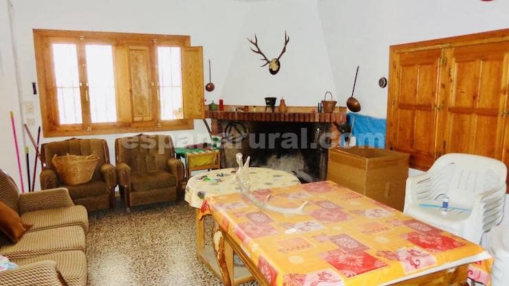 9 soveværelse Finca/Landehus til salg i Sierro - € 210.000 (Ref: 8892028)