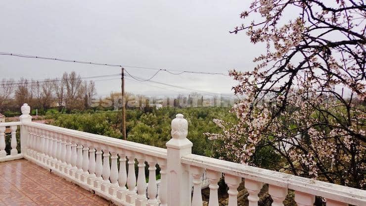 7 soverom Villa til salgs i Baza med svømmebasseng - € 325 000 (Ref: 8936436)