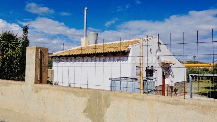 2 bedroom Finca/Country House for sale in Purchena - € 75,000 (Ref: 8953948)