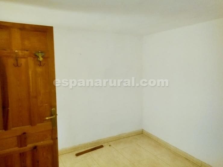 3 slaapkamer Finca/Landhuis te koop in Albox - € 55.000 (Ref: 8969758)