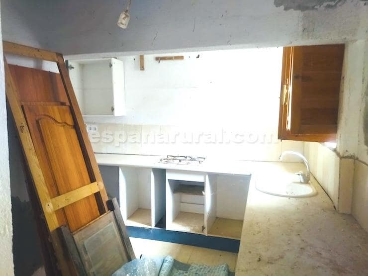 3 slaapkamer Finca/Landhuis te koop in Albox - € 55.000 (Ref: 8969758)