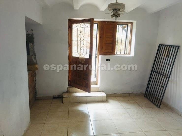 3 slaapkamer Finca/Landhuis te koop in Albox - € 55.000 (Ref: 8969758)