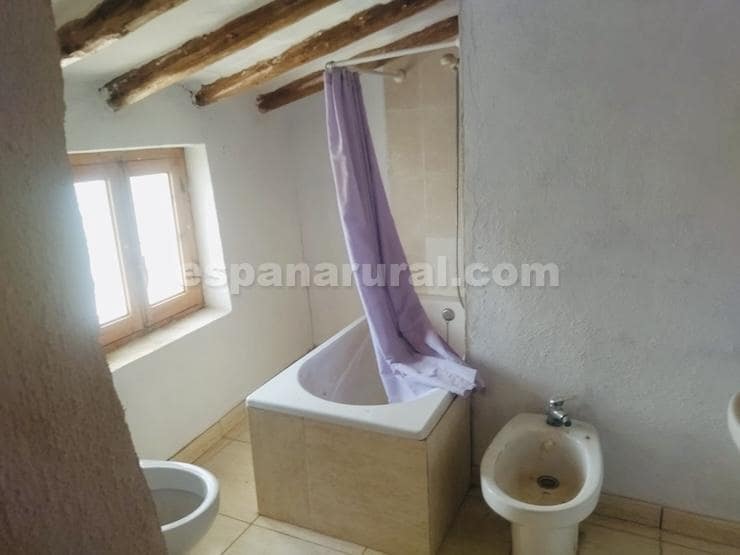 3 slaapkamer Finca/Landhuis te koop in Albox - € 55.000 (Ref: 8969758)