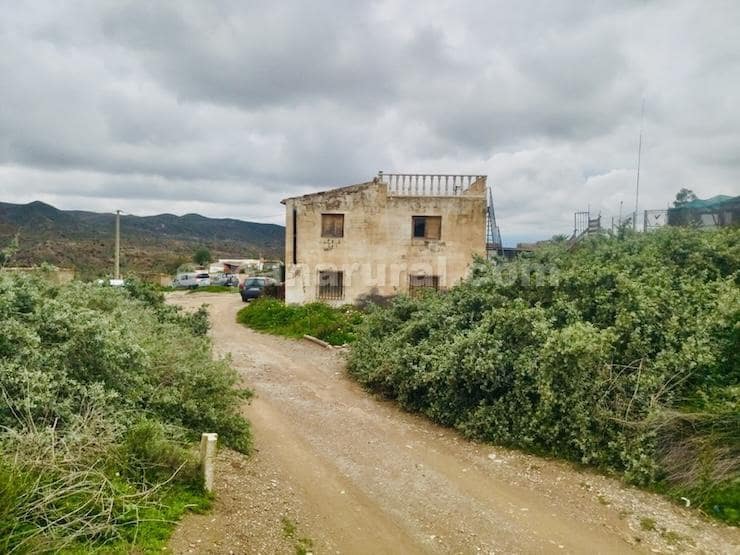 3 slaapkamer Finca/Landhuis te koop in Albox - € 55.000 (Ref: 8969758)