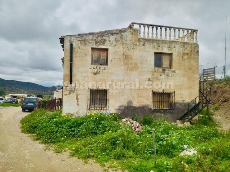 3 slaapkamer Finca/Landhuis te koop in Albox - € 55.000 (Ref: 8969758)