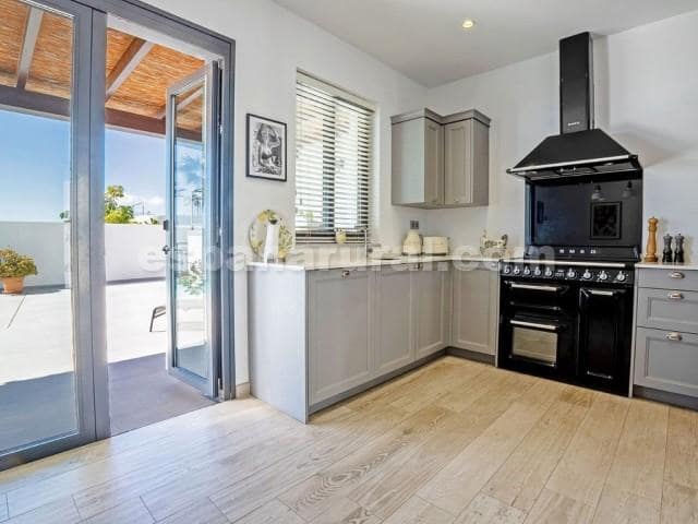 4 slaapkamer Villa te koop in Mijas met zwembad - € 1.350.000 (Ref: 9002667)