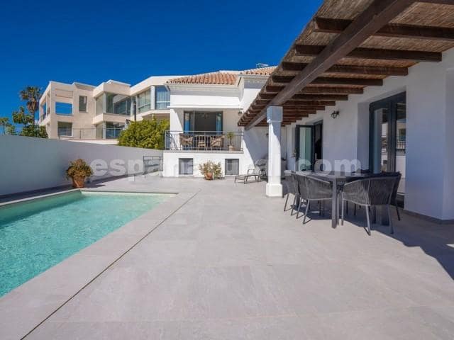 4 slaapkamer Villa te koop in Mijas met zwembad - € 1.350.000 (Ref: 9002667)