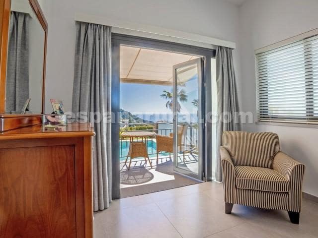 4 slaapkamer Villa te koop in Mijas pueblo, Mijas met zwembad - € 1.350.000 (Ref: 9002667)