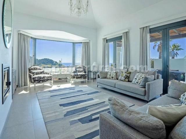 4 slaapkamer Villa te koop in Mijas pueblo, Mijas met zwembad - € 1.350.000 (Ref: 9002667)