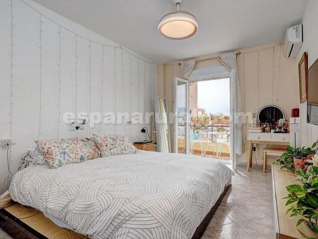 5 slaapkamer Appartement te koop in Malaga stad - € 639.000 (Ref: 9002668)