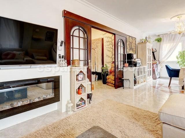 5 slaapkamer Appartement te koop in Malaga stad - € 639.000 (Ref: 9002668)