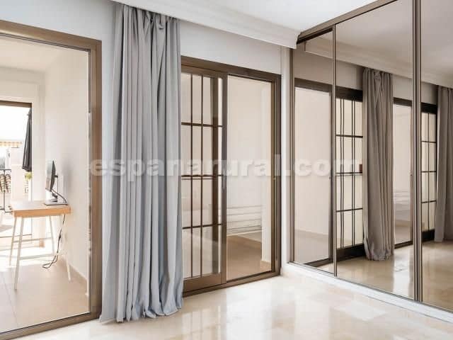 4 makuuhuone Huoneisto myytävänä paikassa Torreblanca, Fuengirola - 425 000 € (Ref: 9002671)