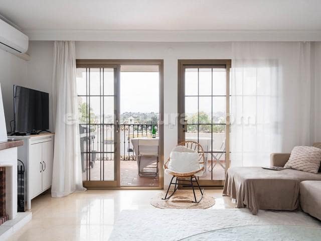 4 makuuhuone Huoneisto myytävänä paikassa Torreblanca, Fuengirola - 425 000 € (Ref: 9002671)