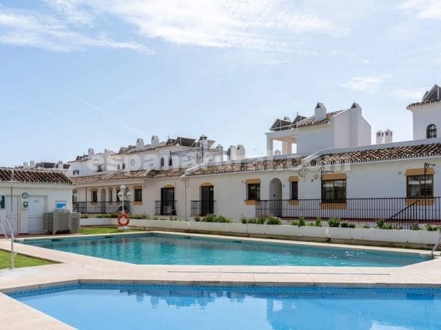 4 makuuhuone Huoneisto myytävänä paikassa Torreblanca, Fuengirola - 425 000 € (Ref: 9002671)