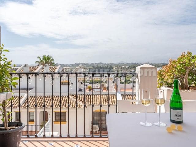 4 makuuhuone Huoneisto myytävänä paikassa Fuengirola - 425 000 € (Ref: 9002671)