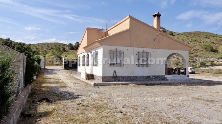 3 slaapkamer Villa te koop in Albox - € 175.000 (Ref: 9006761)