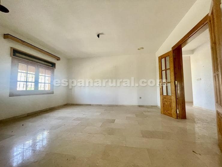 6 slaapkamer Villa te koop in Albox met zwembad - € 220.000 (Ref: 9109974)