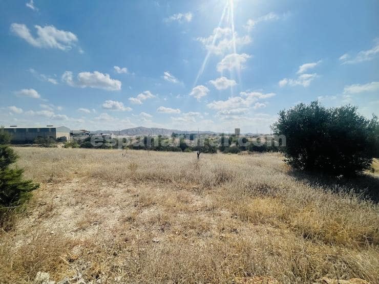 6 slaapkamer Villa te koop in Albox met zwembad - € 220.000 (Ref: 9109974)