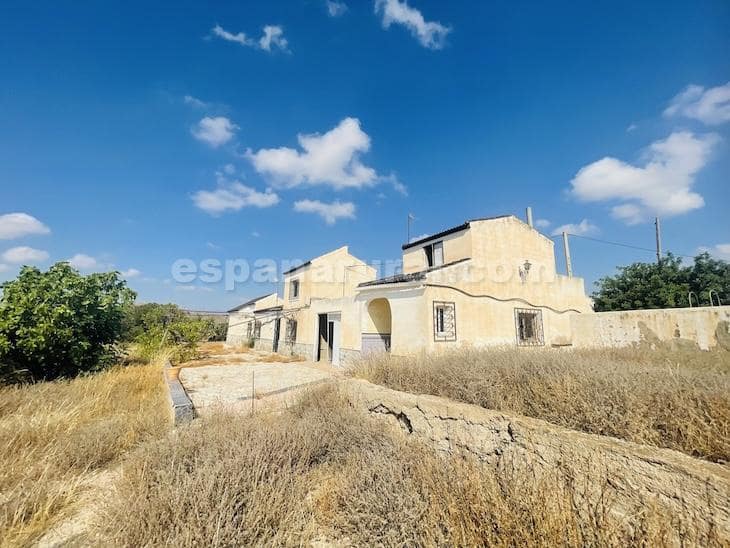 6 slaapkamer Villa te koop in Albox met zwembad - € 220.000 (Ref: 9109974)