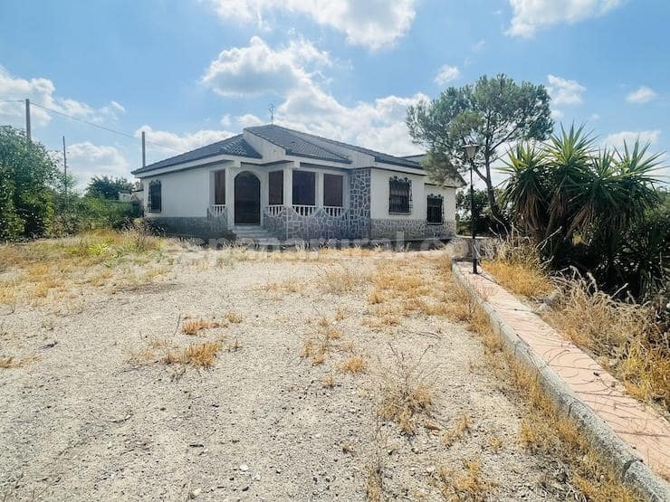 6 slaapkamer Villa te koop in Albox met zwembad - € 220.000 (Ref: 9109974)