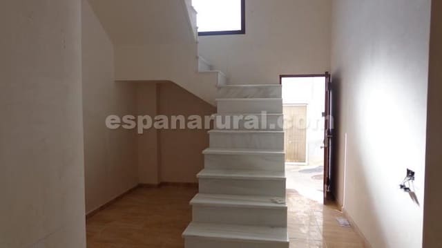 3 soveværelse Byhus til salg i Líjar - € 75.000 (Ref: 9113741)