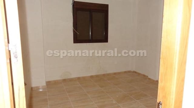 3 soveværelse Byhus til salg i Líjar - € 75.000 (Ref: 9113741)