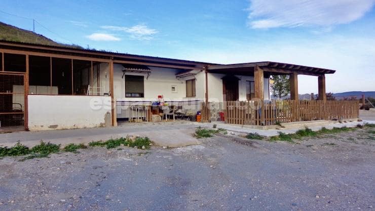 2 soveværelse Virksomhed til salg i Cantoria - € 339.000 (Ref: 9115690)