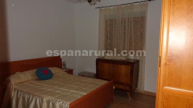 3 slaapkamer Finca/Landhuis te koop in Albox - € 185.000 (Ref: 9115691)