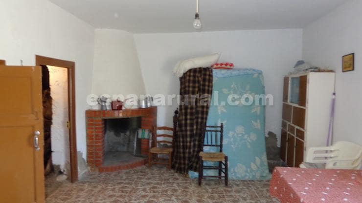 3 slaapkamer Finca/Landhuis te koop in Albox - € 56.000 (Ref: 9115692)