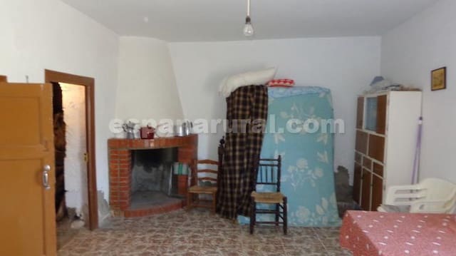 3 slaapkamer Finca/Landhuis te koop in Albox - € 56.000 (Ref: 9115692)