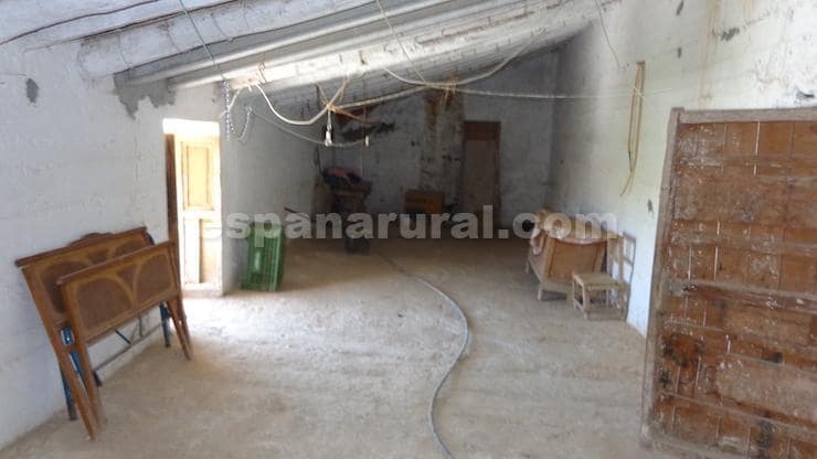 3 slaapkamer Finca/Landhuis te koop in Albox - € 56.000 (Ref: 9115692)