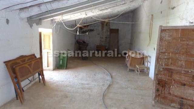 3 slaapkamer Finca/Landhuis te koop in Albox - € 56.000 (Ref: 9115692)