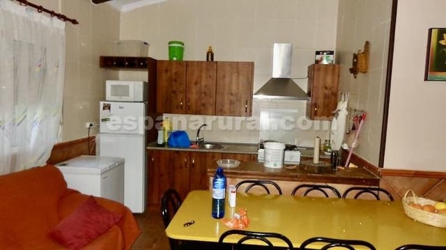 2 soveværelse Finca/Landehus til salg i Purchena med swimmingpool - € 70.000 (Ref: 9251738)