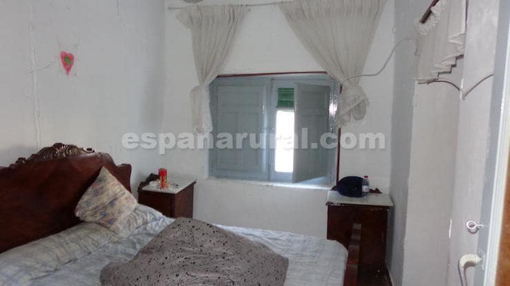 3 bedroom Townhouse for sale in Purchena - € 45,000 (Ref: 9300355)