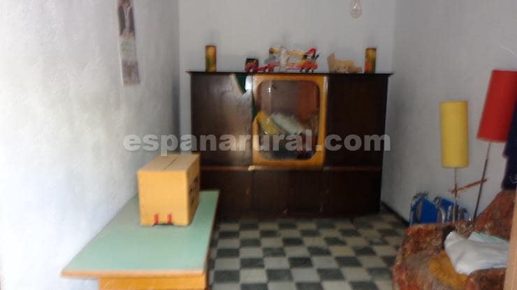 6 bedroom Finca/Country House for sale in Albox - € 150,000 (Ref: 9300356)