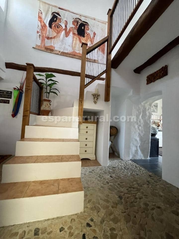 5 soveværelse Finca/Landehus til salg i Oria med swimmingpool - € 154.995 (Ref: 9312213)