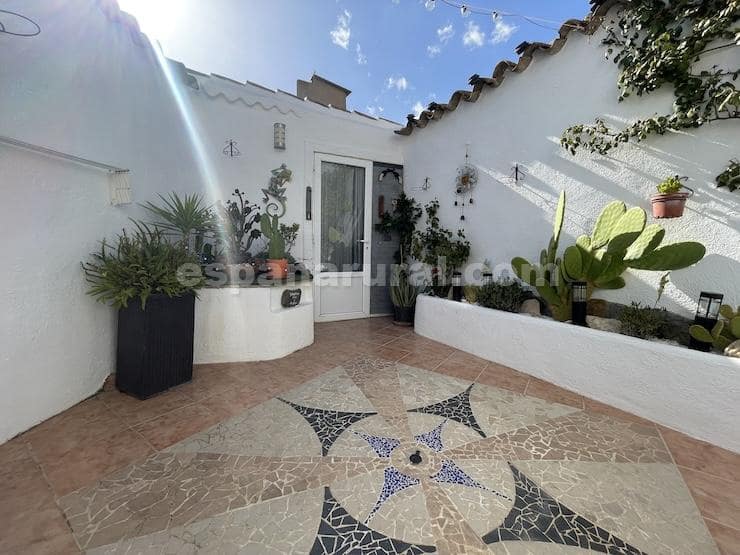 5 soveværelse Finca/Landehus til salg i Oria med swimmingpool - € 154.995 (Ref: 9312213)