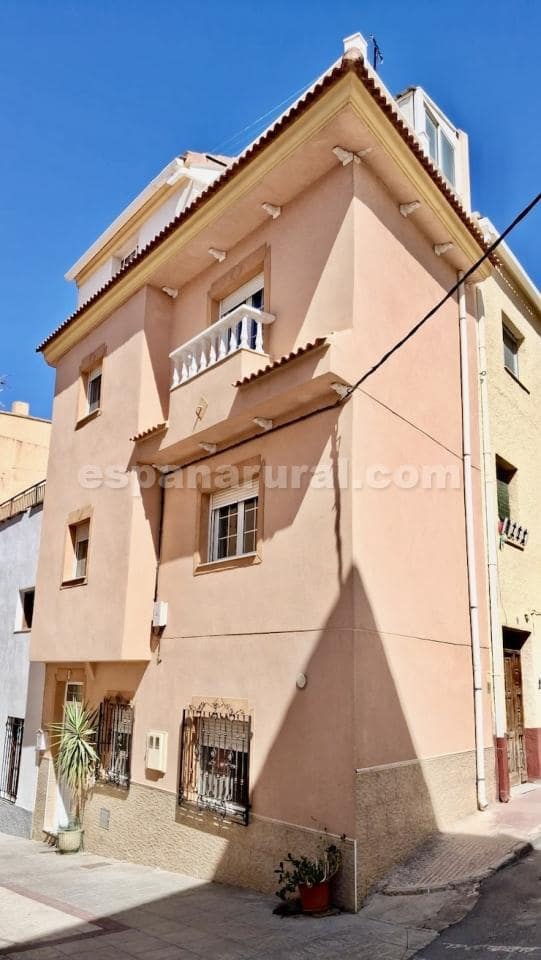 4 bedroom Townhouse for sale in Tijola - € 57,000 (Ref: 9325842)