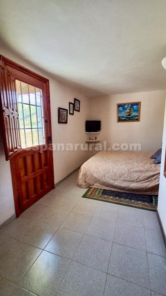 4 bedroom Finca/Country House for sale in Seron - € 160,000 (Ref: 9329986)