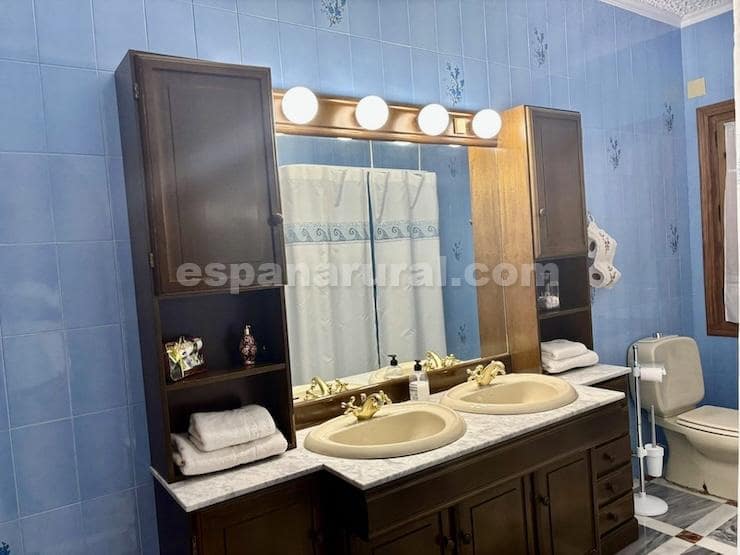 5 quarto Moradia para venda em Cullar com piscina - 360 000 € (Ref: 9355375)