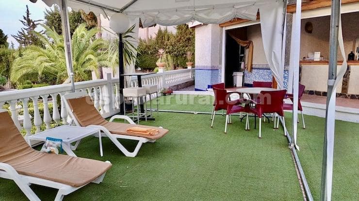 5 quarto Moradia para venda em Cullar com piscina - 360 000 € (Ref: 9355375)