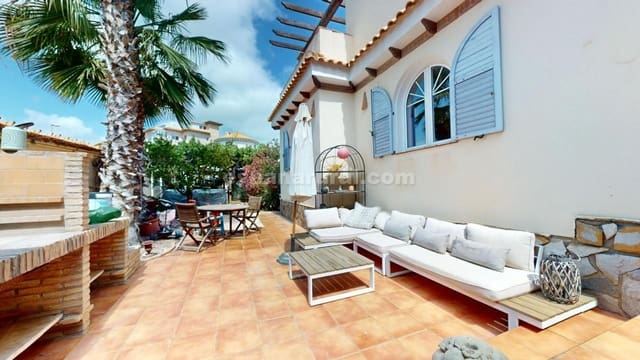 5 chambre Villa/Maison à vendre à Los Balcones avec piscine - 795 000 € (Ref: 9390154)