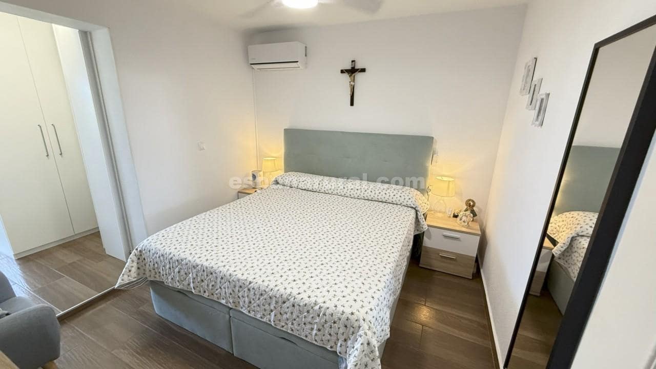 2 bedroom Villa for sale in Los Balcones with pool - € 349,900 (Ref: 9390158)