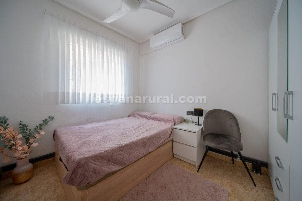 3 bedroom Villa for sale in Los Balcones with pool - € 259,000 (Ref: 9390159)