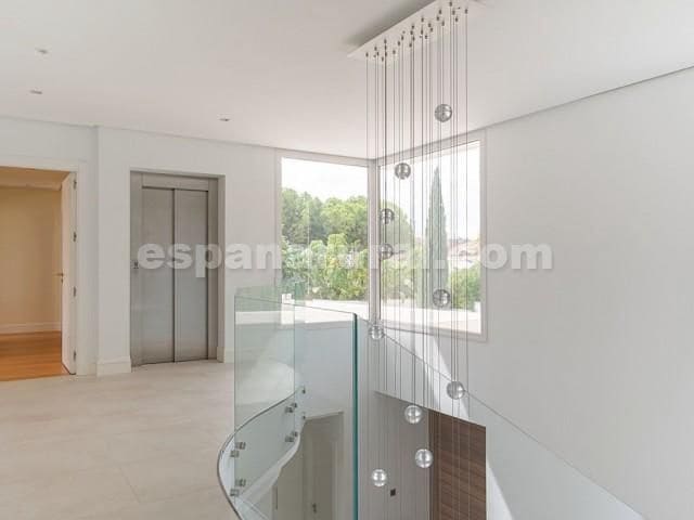 4 slaapkamer Villa te koop in Benahavis met zwembad - € 3.500.000 (Ref: 9406098)