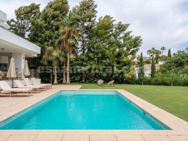 4 slaapkamer Villa te koop in Benahavis met zwembad - € 3.500.000 (Ref: 9406098)