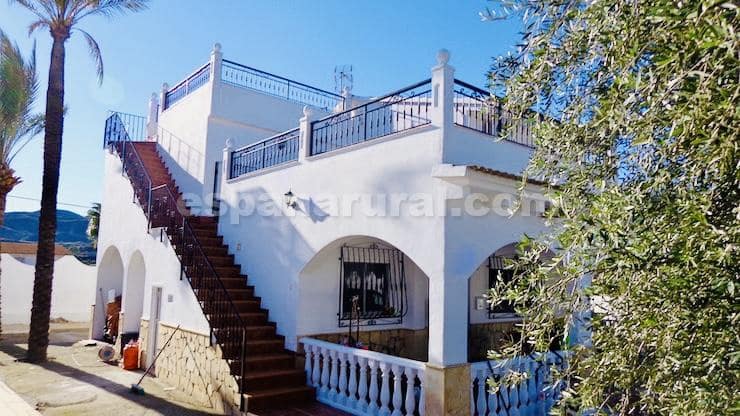 4 bedroom Villa for sale in Cantoria - € 240,000 (Ref: 9413471)